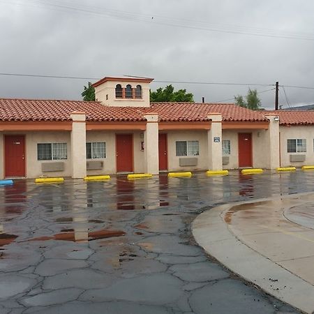 Coronado Inn El Centro Exterior photo