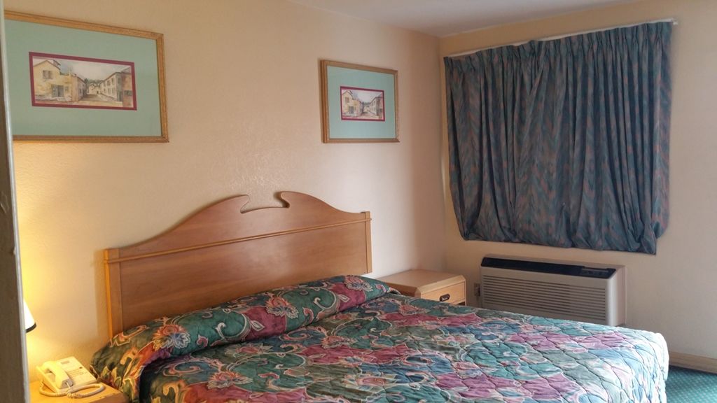 Coronado Inn El Centro Room photo